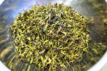 Load image into Gallery viewer, Da Xue Shan Wild White Tea 2023 Loose Tea / 大雪山野生白茶 散茶