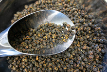 Load image into Gallery viewer, Wild Tea Jasmine Pearl / 野生普洱茉莉龙珠