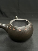 Load image into Gallery viewer, Tokoname Teapot Y872