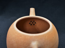 Load image into Gallery viewer, Kobiwako Clay Tea Pot 130ml (ZA4414)