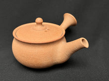 Load image into Gallery viewer, ZA4922B Kobiwako Clay Tea Pot 100ml
