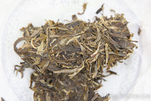 Load image into Gallery viewer, High Mountain Silver Downy 2014 / 高山銀毫古樹生茶 2014