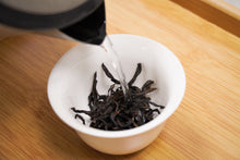 Load image into Gallery viewer, Phoenix Oolong Dao Hua Xiang 2016 / 鳳凰単叢 稻花香