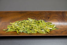 Load image into Gallery viewer, Shi Feng Long Jing 2025 / 獅峰龍井茶