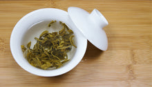 Load image into Gallery viewer, Snow Jasmine / 碧潭飄雪