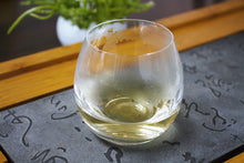 Load image into Gallery viewer, Chrysanthemum from Hangzhou / 杭州贡菊