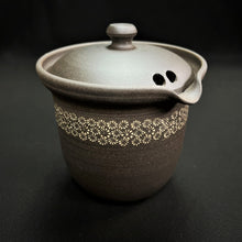 Load image into Gallery viewer, Tokoname Clay Tall Houhin M366