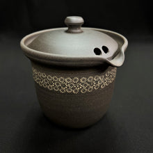 Load image into Gallery viewer, Tokoname Clay Tall Houhin M366