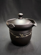 Load image into Gallery viewer, Tokoname Clay Tall Houhin M371