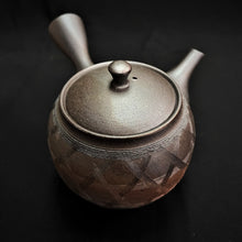 Load image into Gallery viewer, Tokoname Clay Tea Pot M503
