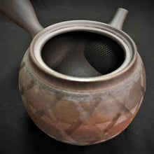 Load image into Gallery viewer, Tokoname Clay Tea Pot M503