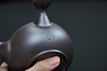 Load image into Gallery viewer, 147 Banko Yaki Purple Clay Tea Pot 310ml