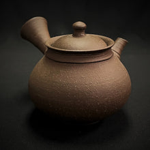 Load image into Gallery viewer, Tokoname Clay Teapot W186F