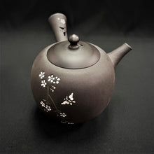 Load image into Gallery viewer, Tokoname Clay Tea Pot WM25