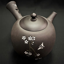 Load image into Gallery viewer, Tokoname Clay Tea Pot WM25