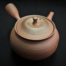 Load image into Gallery viewer, Tokoname Clay Tea Pot WM29
