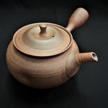 Load image into Gallery viewer, Tokoname Clay Tea Pot WM29
