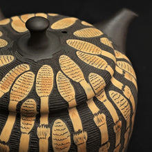 Load image into Gallery viewer, Tokoname Clay Tea Pot WM3