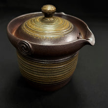 Load image into Gallery viewer, Tokoname Clay Tall Houhin WM46-2