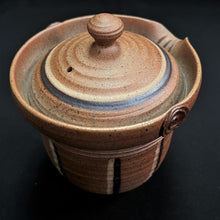 Load image into Gallery viewer, Tokoname Clay Tall Houhin WM46-1