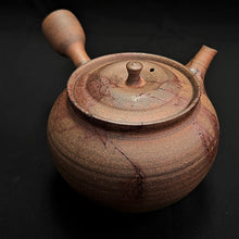 Load image into Gallery viewer, Tokoname Clay Teapot WM54