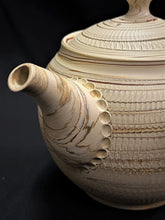 Load image into Gallery viewer, Tokoname Clay Tea Pot Set WM56