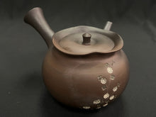 Load image into Gallery viewer, Tokoname Clay Tea Pot WM7