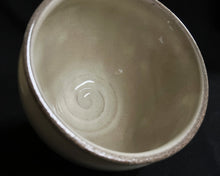 Load image into Gallery viewer, Matcha Bowl F1535
