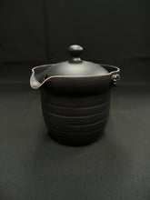 Load image into Gallery viewer, Tokoname Tall Houhin Y332
