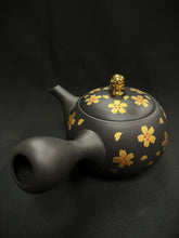 Load image into Gallery viewer, Tokoname Clay Tea Pot Y83
