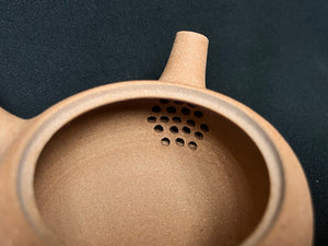 ZA4922A Kobiwako Clay Tea Pot 110ml