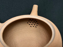 Load image into Gallery viewer, ZA3787 Kobiwako Clay Tea Pot 220ml (K583)
