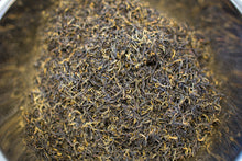 Load image into Gallery viewer, Gu Shu Dian Hong (Yunnan Black Tea) / 古树滇红 （云南古树红茶）

