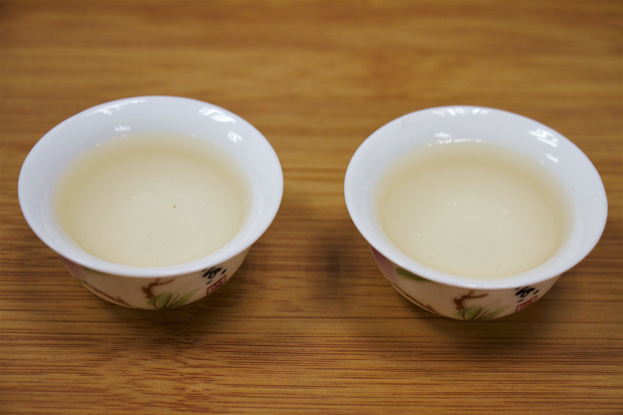 Seks kasting soxta agenti Qiz va uzum erotikasi