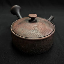 Load image into Gallery viewer, Tokoname Clay Tea Pot N8
