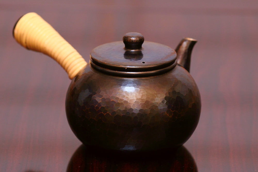 Niigata Tsuiki Do-Ki Side Handle Teapot 250ml