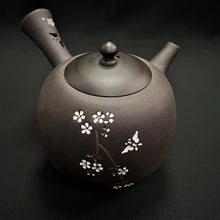 Load image into Gallery viewer, Tokoname Clay Tea Pot WM25
